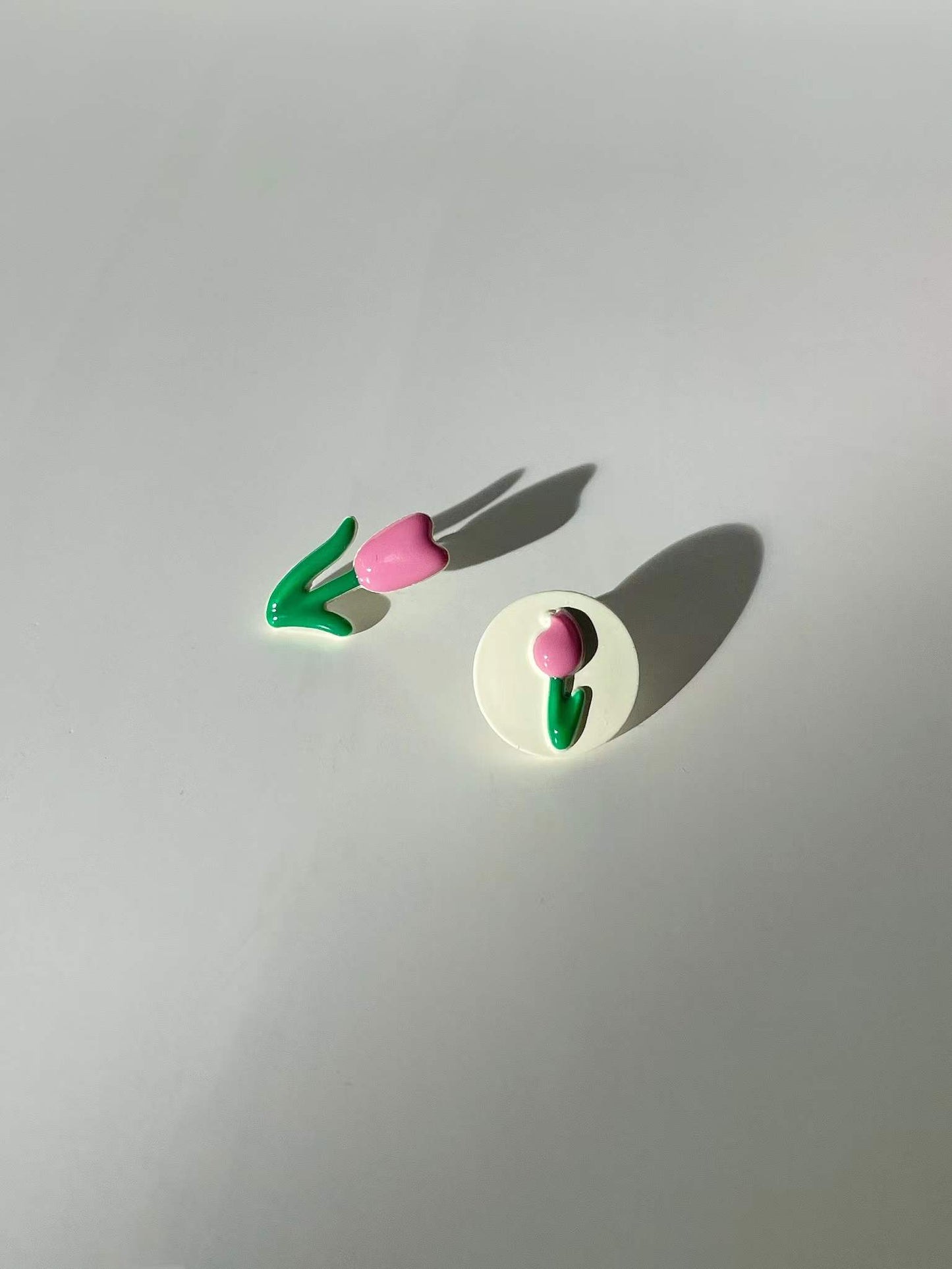 Pink and White Tulip Mismatch Stud Earrings. vintage clip-on earrings for women.