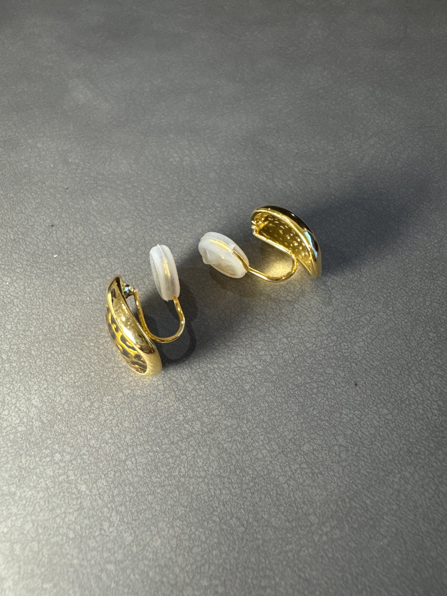 Golden Metal Leopard Print Glazed Clip On Earrings