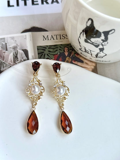 Brown Crystal Vintage Pearlised Clip On Earrings