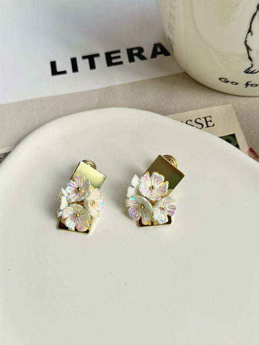 Golden Reflective Flowers Clip On Earrings