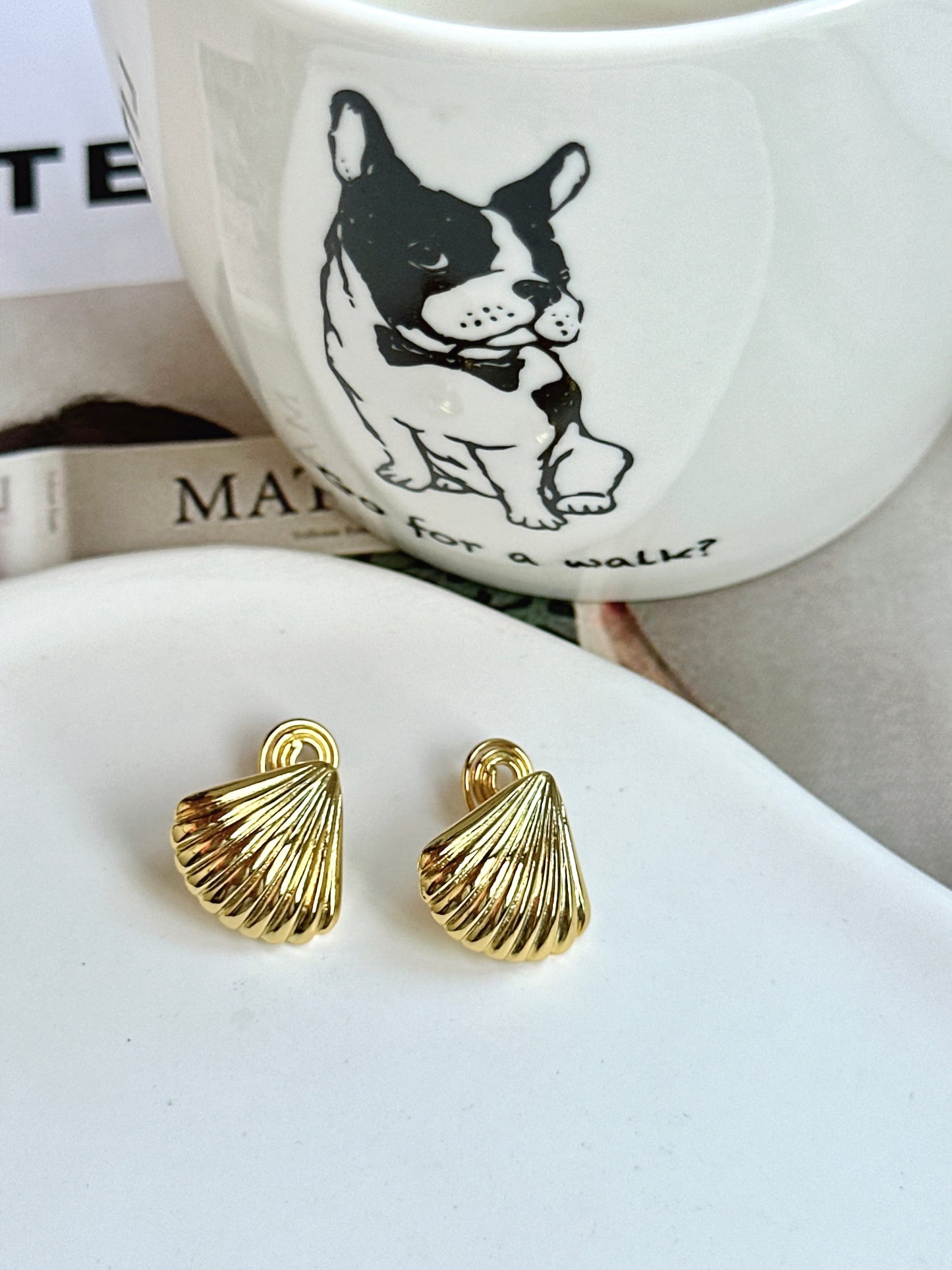 Golden Shell Textured Clip On Earrings