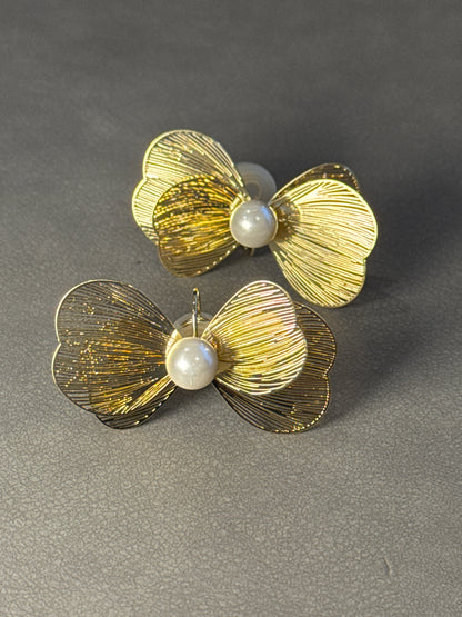 Golden Metal Open Bow Pearlised Clip On Earrings