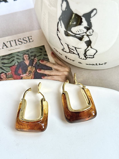 French Vintage Brown Resin Hoop Clip On Earrings