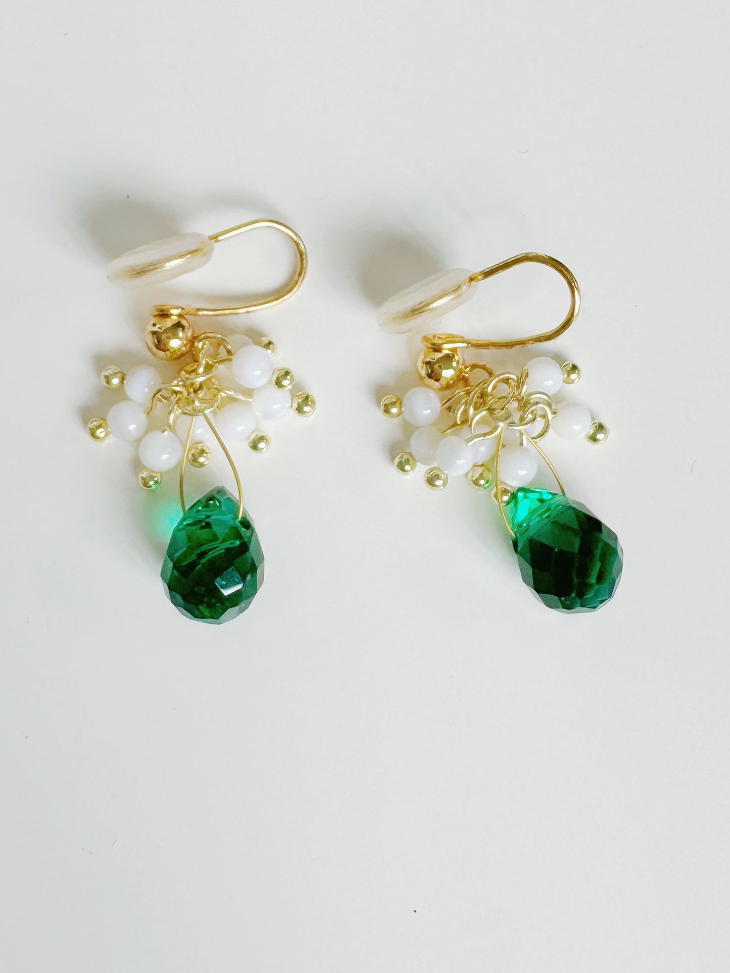 Pearl Bloom Emerald Handmade Natural Stone Clip-On Earrings