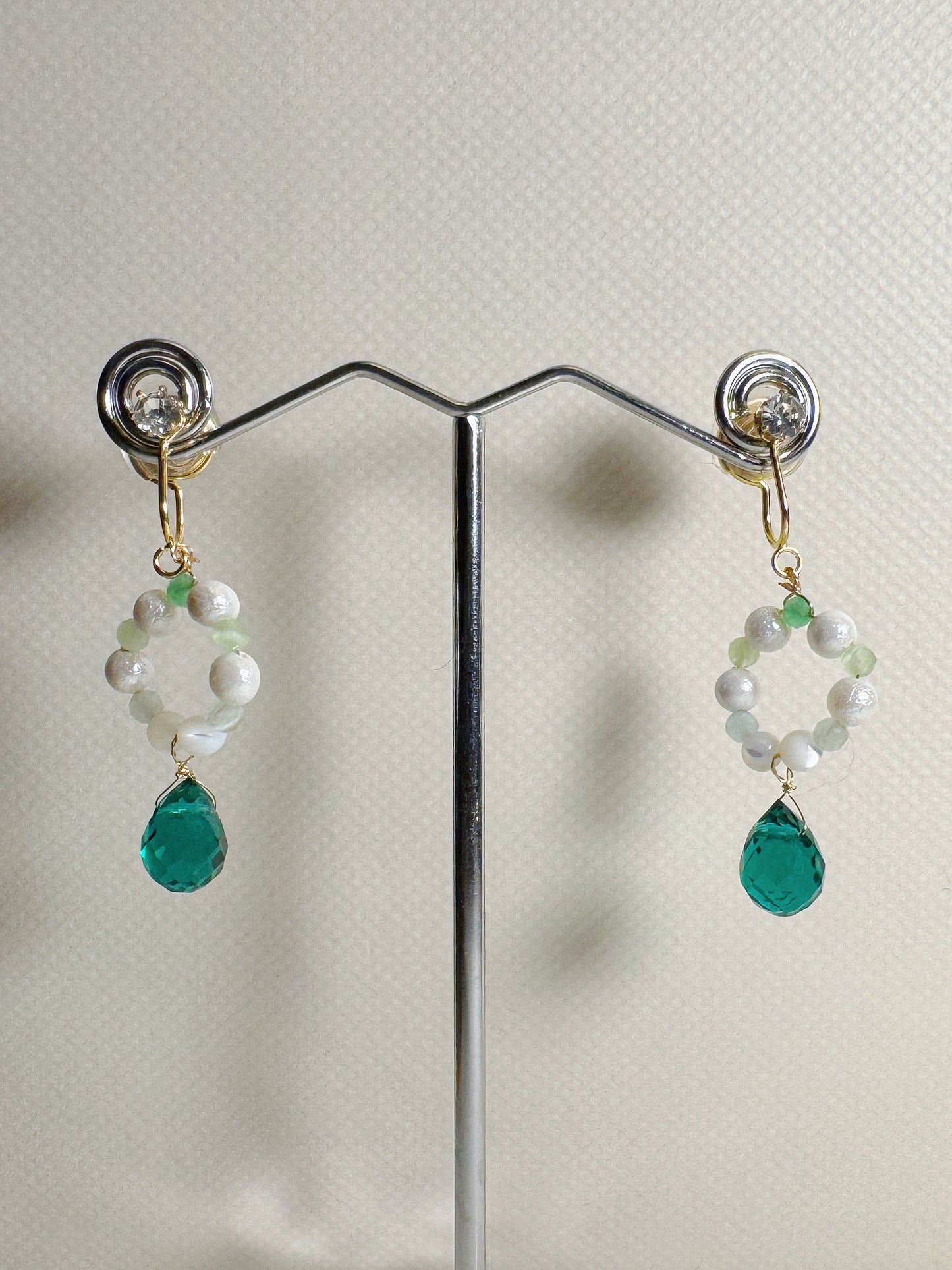 Handmade Olivine Pearl Gradient Faceted Teardrop Pendant Earrings