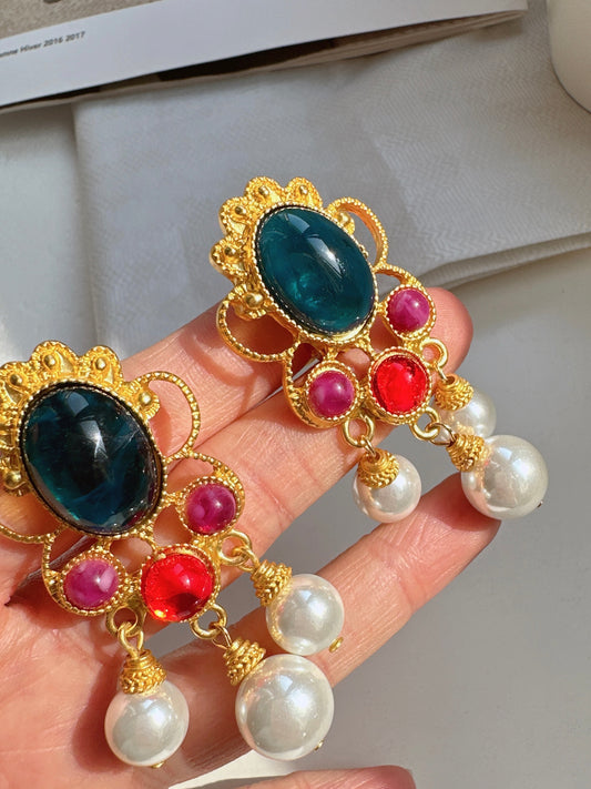 Vintage Red and Blue Pearlised Pendant Clip On Earrings