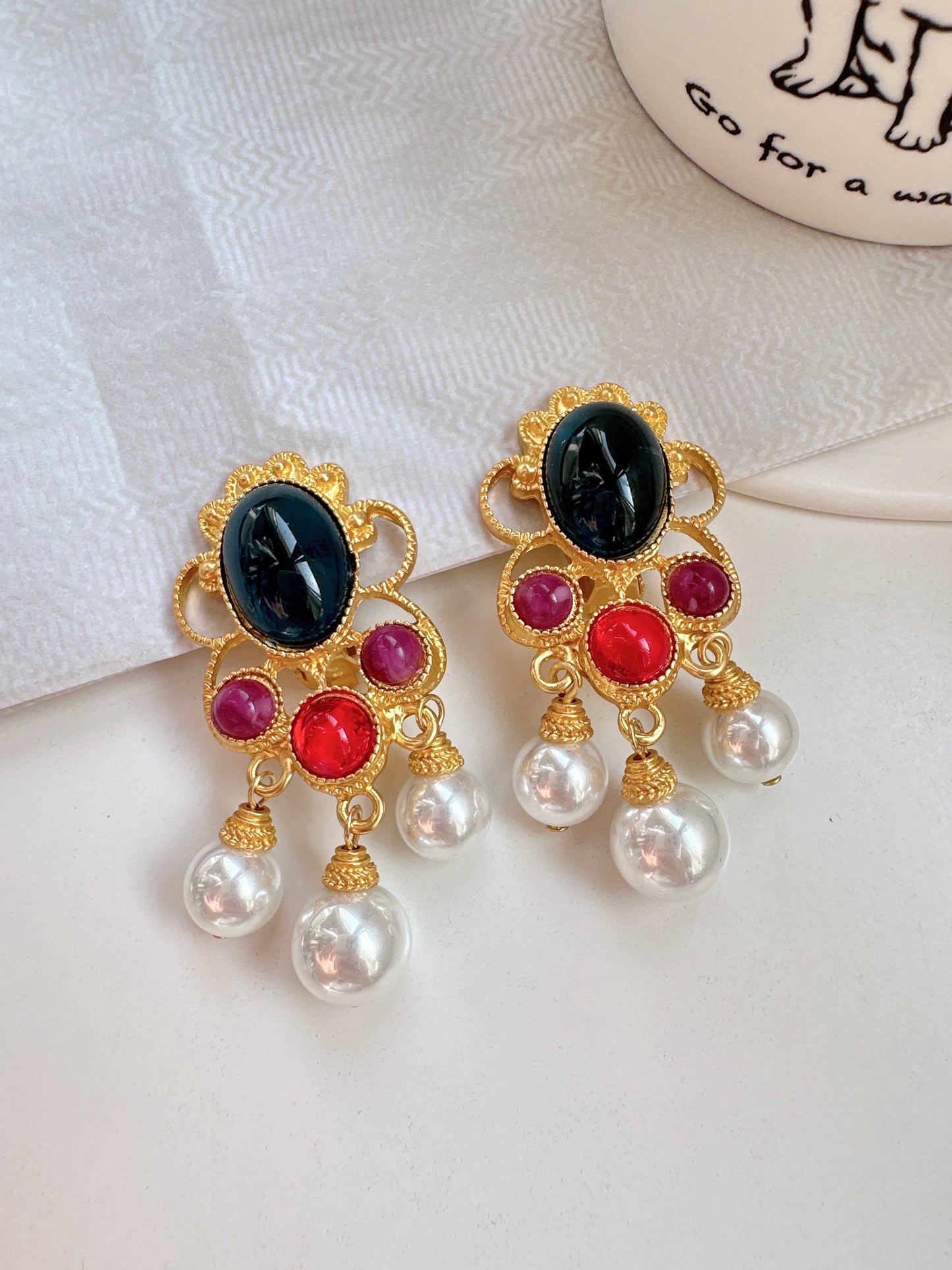 Vintage Red and Blue Pearlised Pendant Clip On Earrings