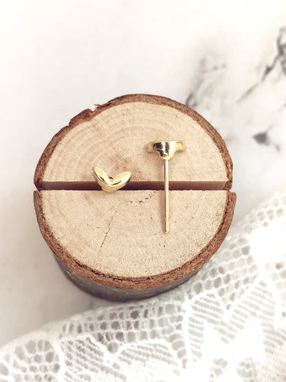 Golden Bud Stud Earrings