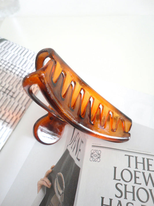 Acrylic Hair Claw Clip Curve Amber Mix Large