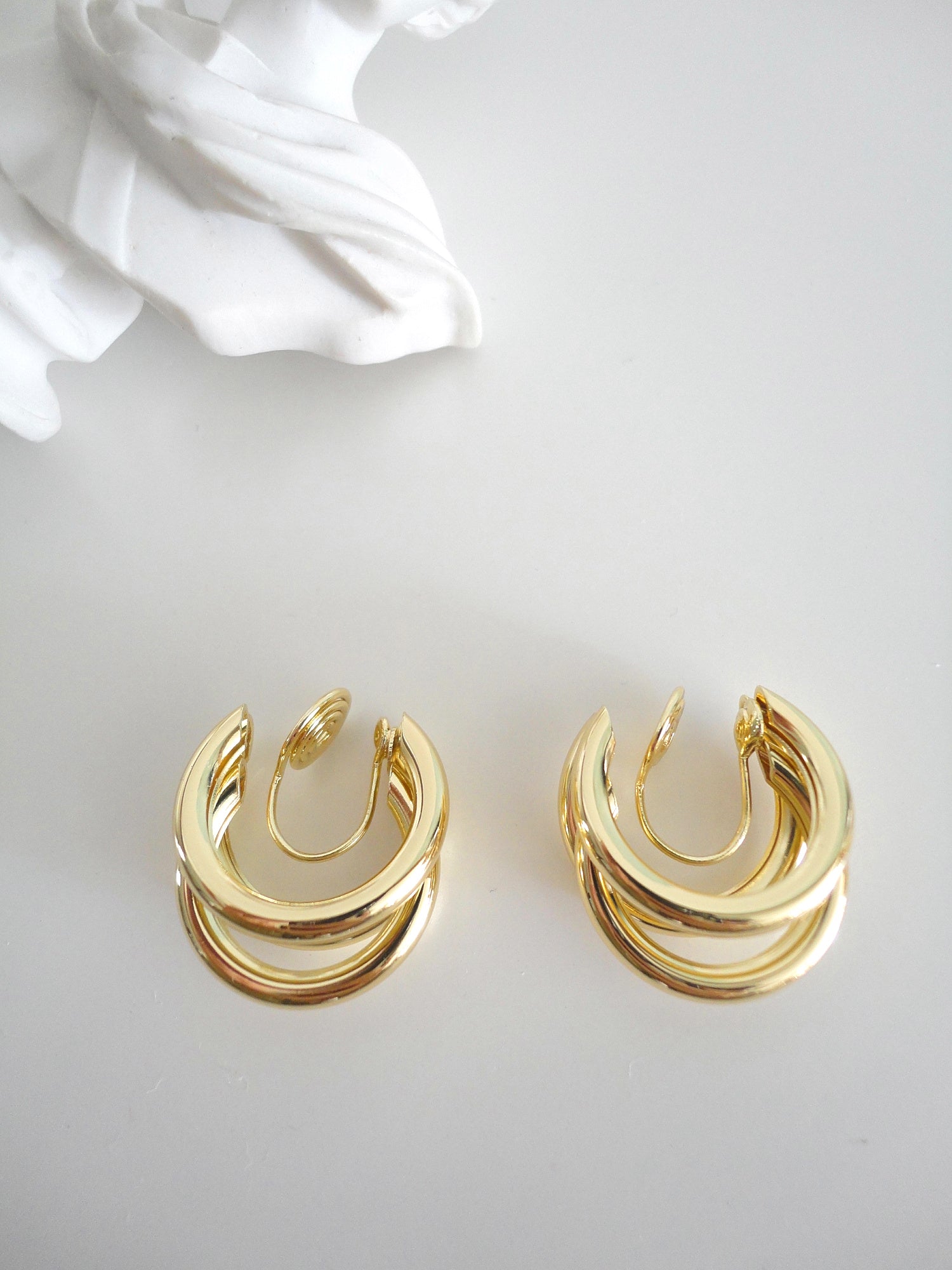 Golden Circles Clip On Earrings