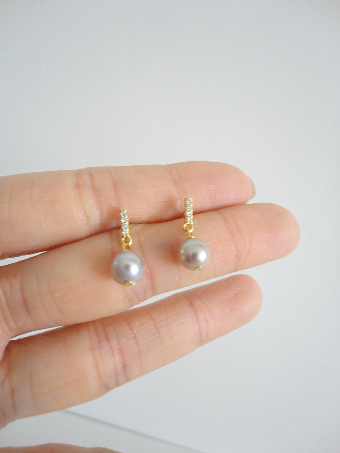 Diamante Pearl Stud Earrings Pink