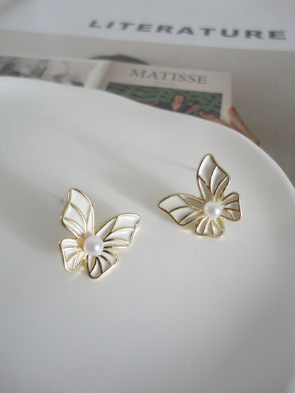 Mini Pearl White Butterfly Stud Earrings