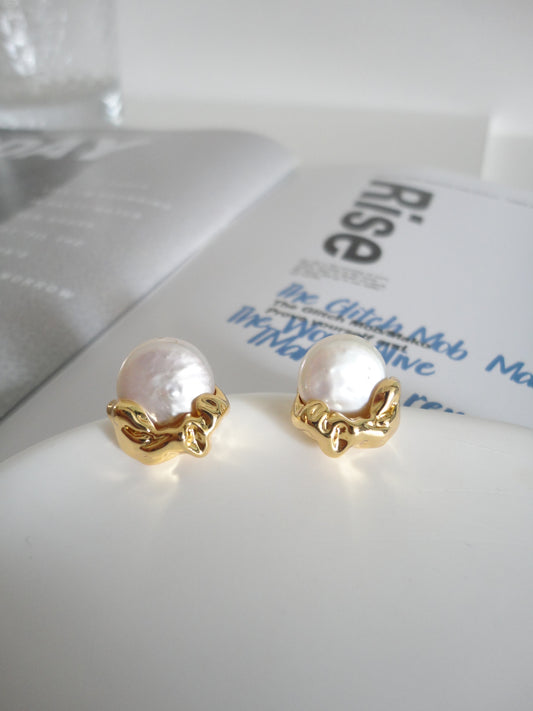 Golden Textured with Baroque Pearl Stud Earrings