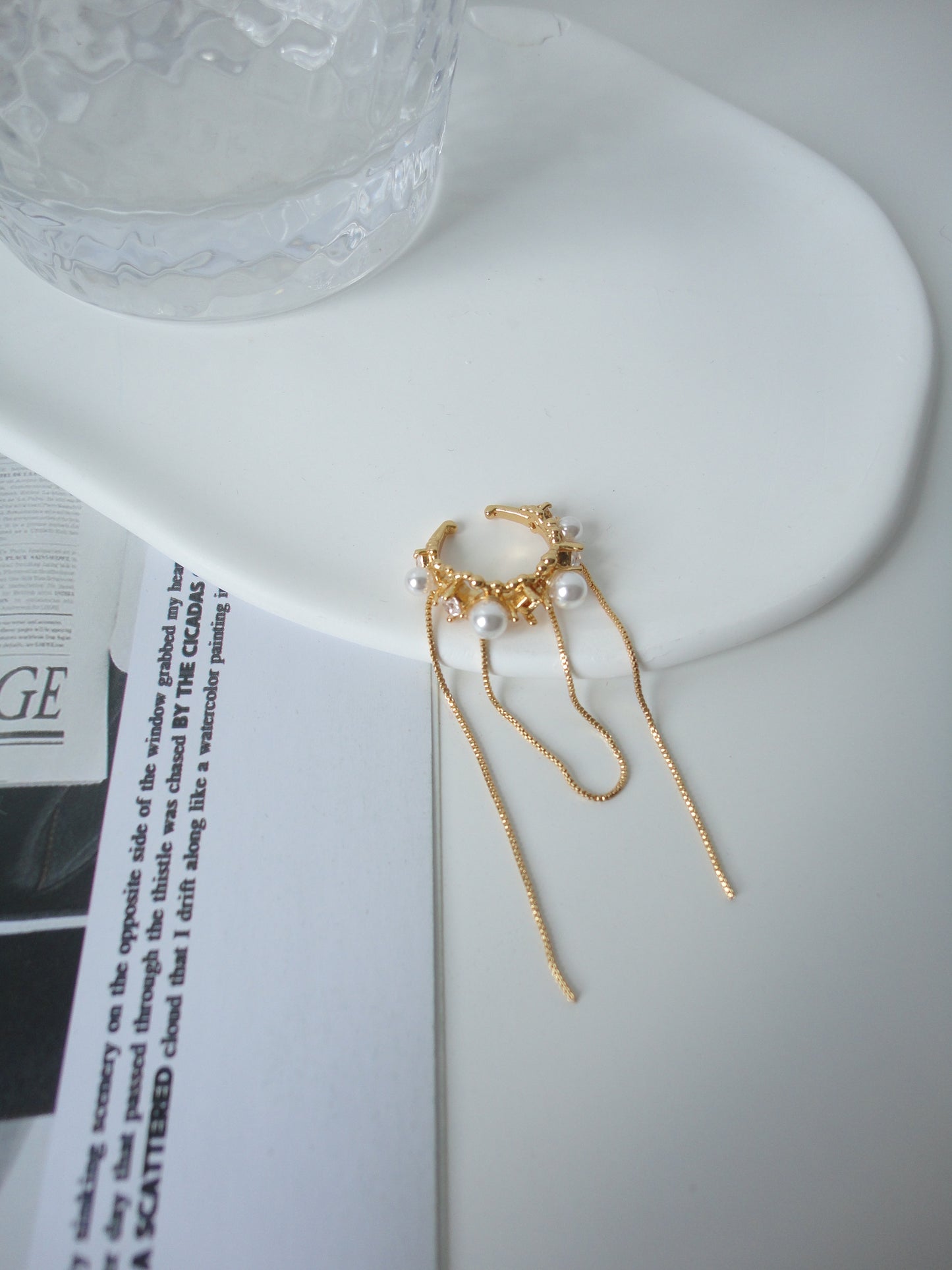 Golden Pearlised Tassel Ear Cuff