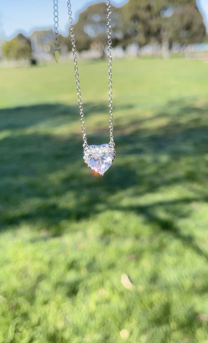 One Heart Zircon Necklace