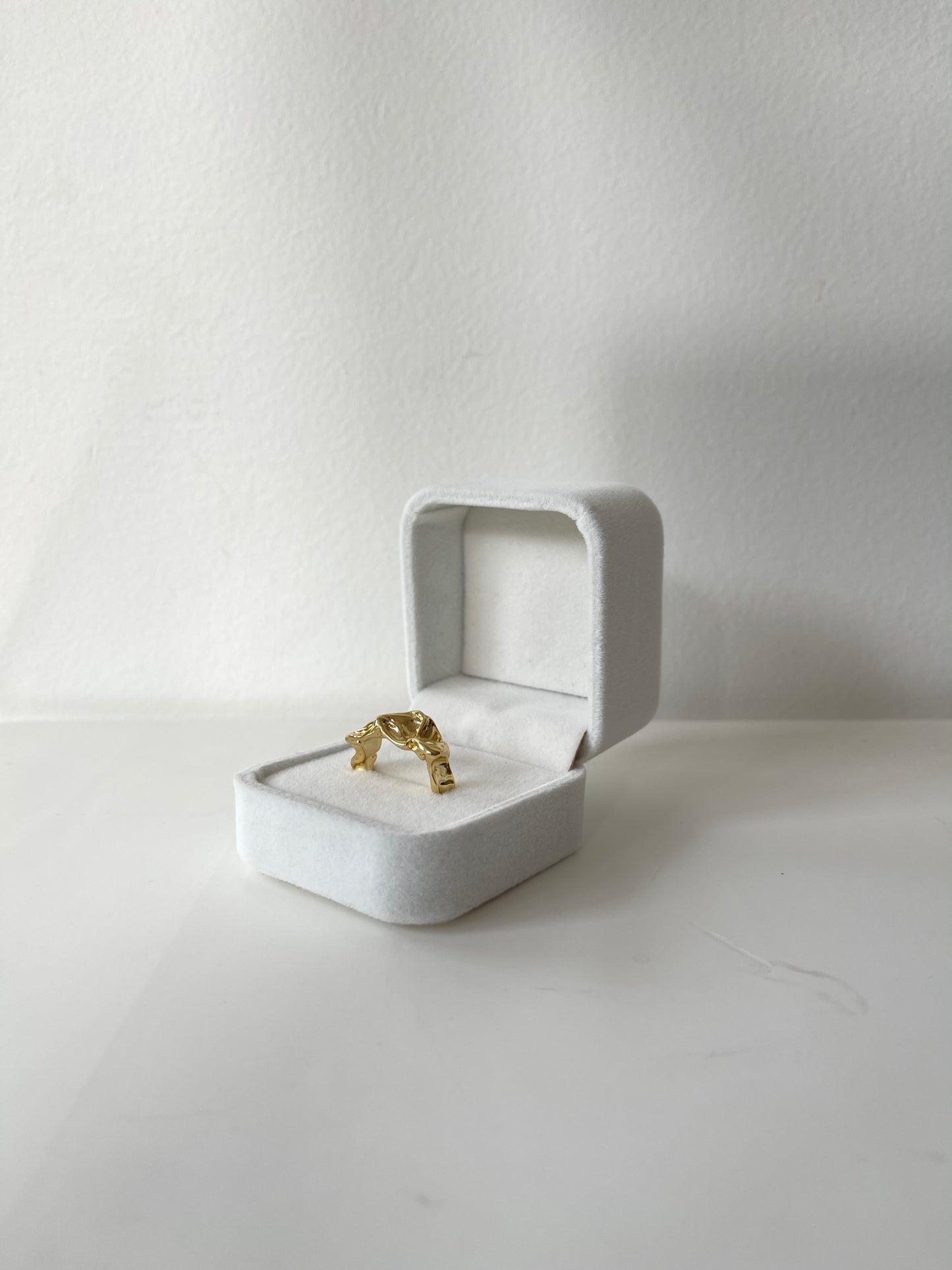 White Velvet Ring Box