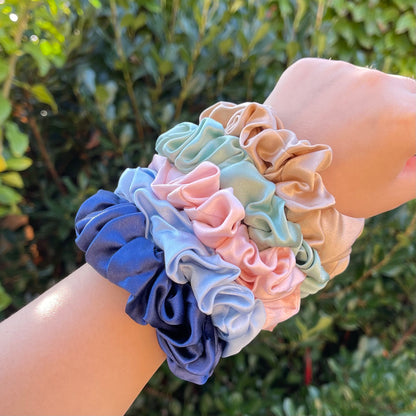 100% Mulberry Silk Scrunchie Navy Blue