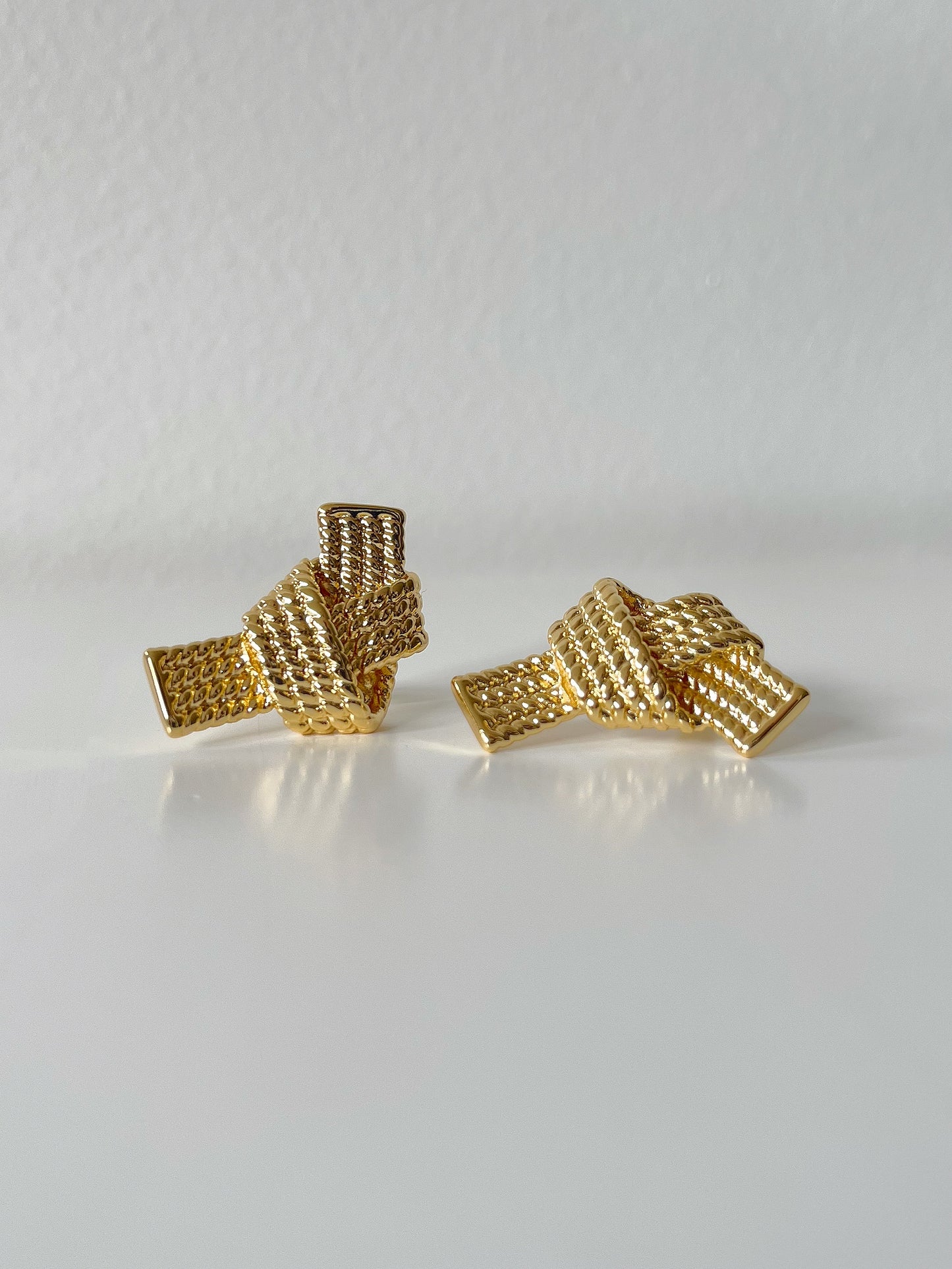 Golden Textured Knot Stud Earrings. gold-tone, vintage clip-on earrings for women.