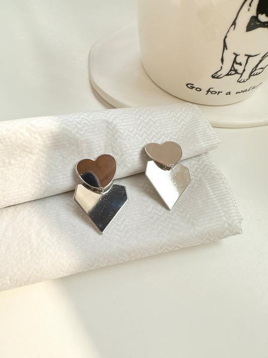 Silver Double Heart Clip On Earrings. silver-tone clip-on earrings for women.