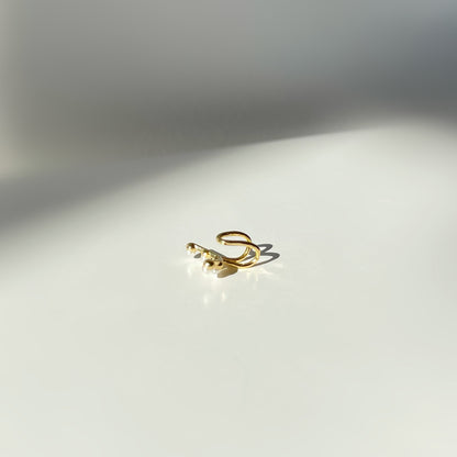 Small Golden Pearl Ear Cuff