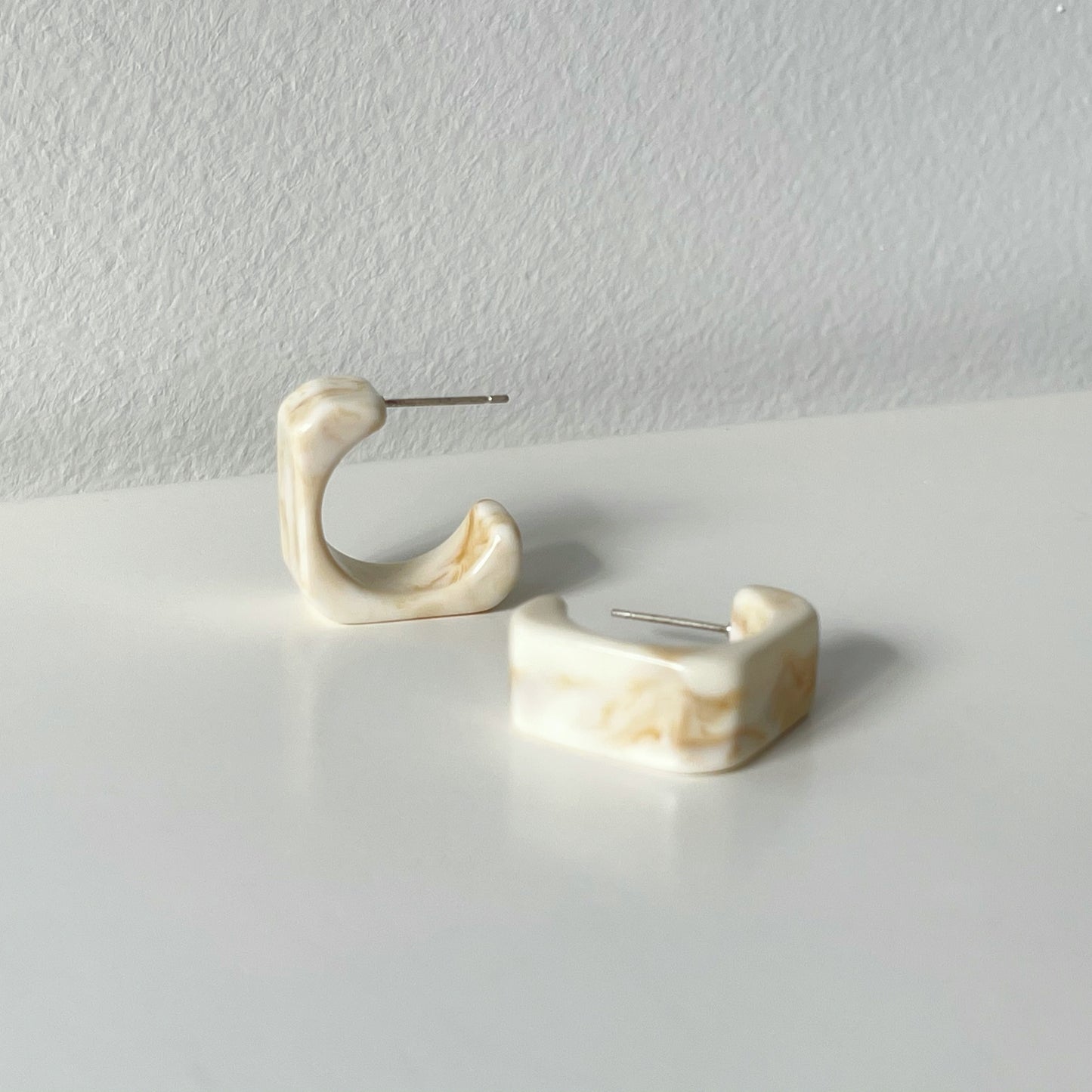 Acrylic Creamy Caramel Marble Hoop Earrings